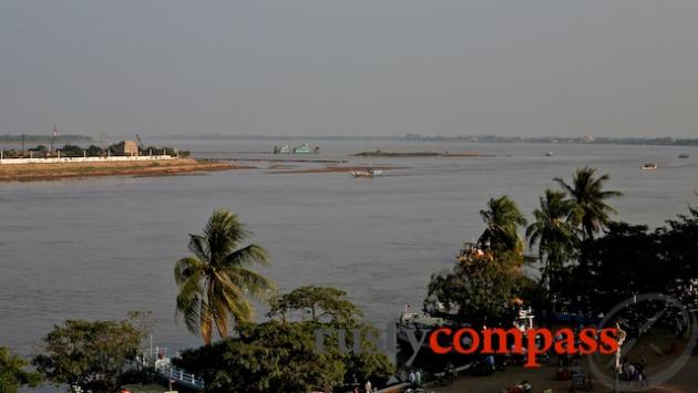 The Tonle Sap and Mekong Rivers meet, Phnom Penh