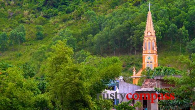 Unexpected church enroute to Phong Nha