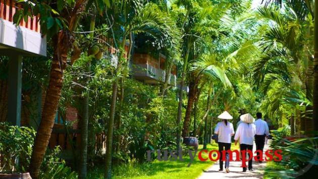 Pilgrimage Village, Hue