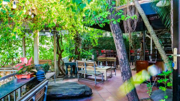 Red River Tea Room, Hanoi