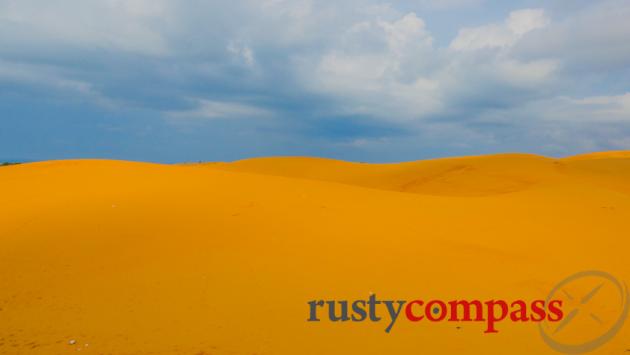 Red sand dunes, Mui Ne