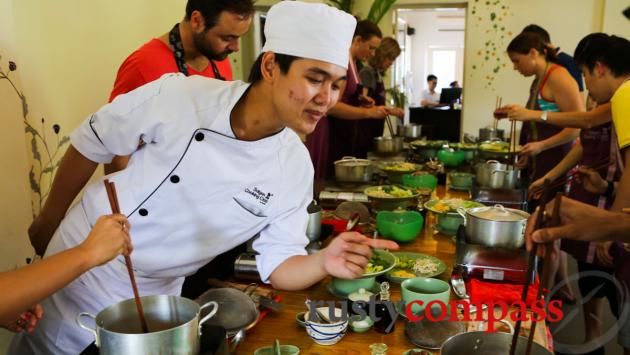 Chef Mr Khang in action, Saigon Cooking Class