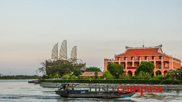 Nha Rong - Ho Chi Minh Museum