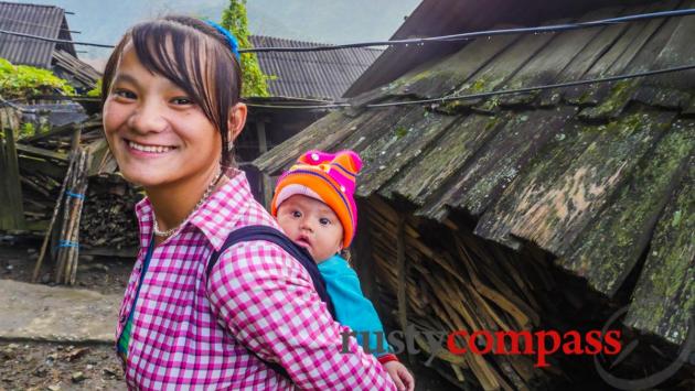 Hmong mother and daughter, Sapa