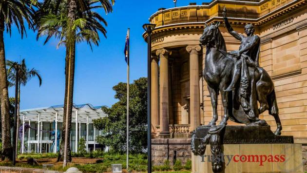 Sydney Modern elder sister - Neoclassical NSW Art Gallery