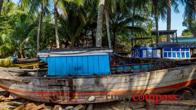 The boat repair yard, Tam Hai Island