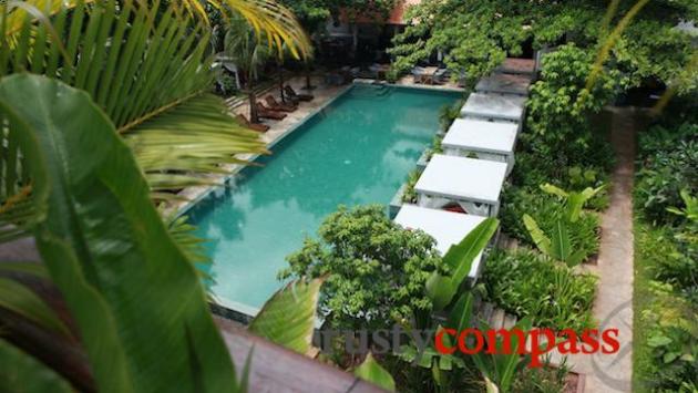 Main pool and garden, The Plantation Hotel, Phnom Penh