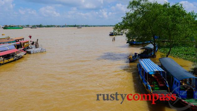 Mekong River at My Tho - Travelling to the Mekong by boat