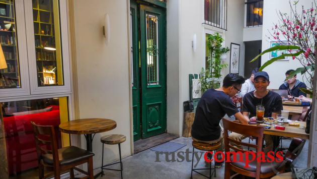 Tranquil Cafe, Hanoi