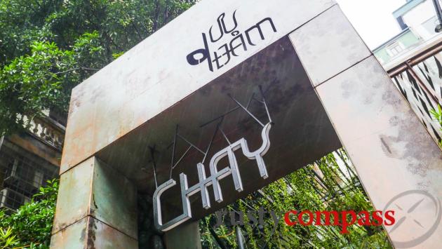 Uu Dam Chay, Vegan Restaurant, Hanoi