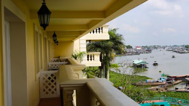 Balcony over the Mekong, Deluxe Room, Victoria Chau Doc