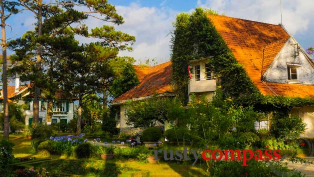 Grand colonial mansions of Dalat