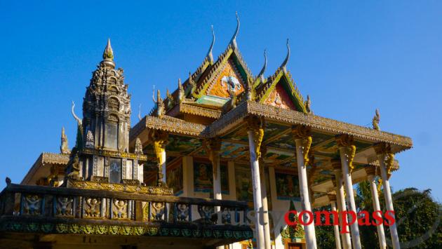 Wat Ek Phnom, Battambang