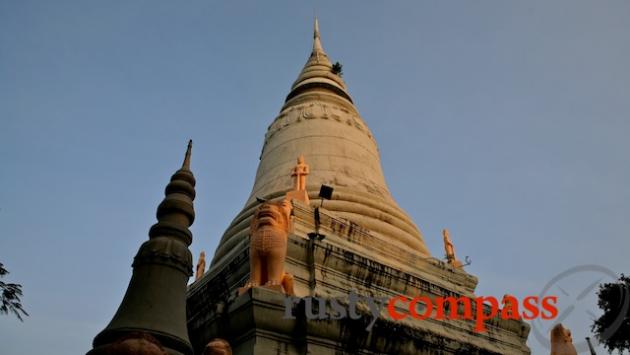 Wat Phnom, Phnom Penh