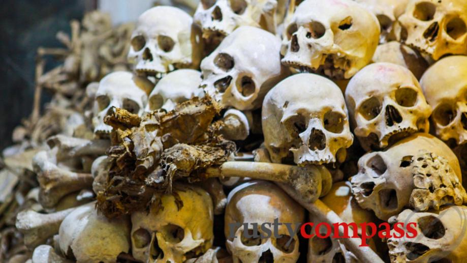 Khmer Rouge victims, Wat Sampeau.