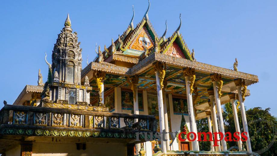 Ek Phnom, Battambang