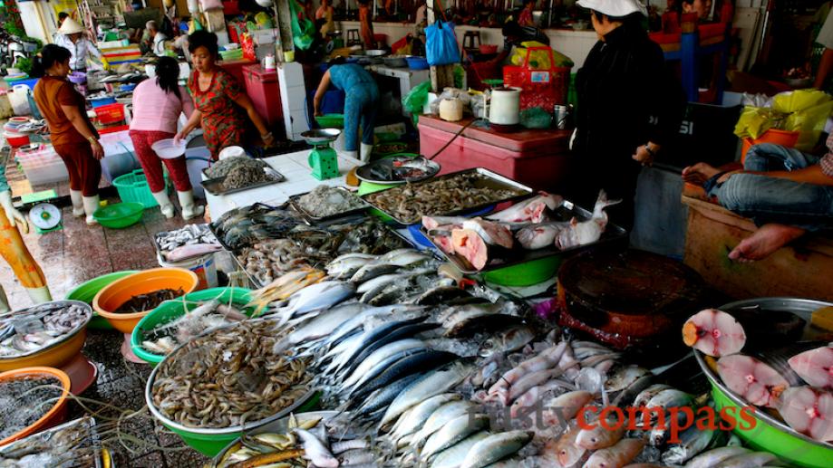 Ben Thanh Market. The very moist wet market.