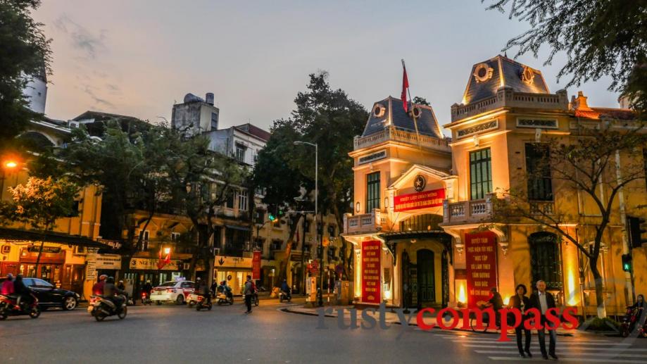 Hoan Kiem Lake - Old French police station.