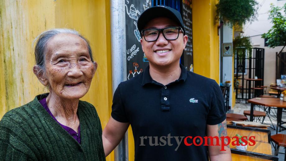 Trung and grandma - The Espresso Station, Hoi An