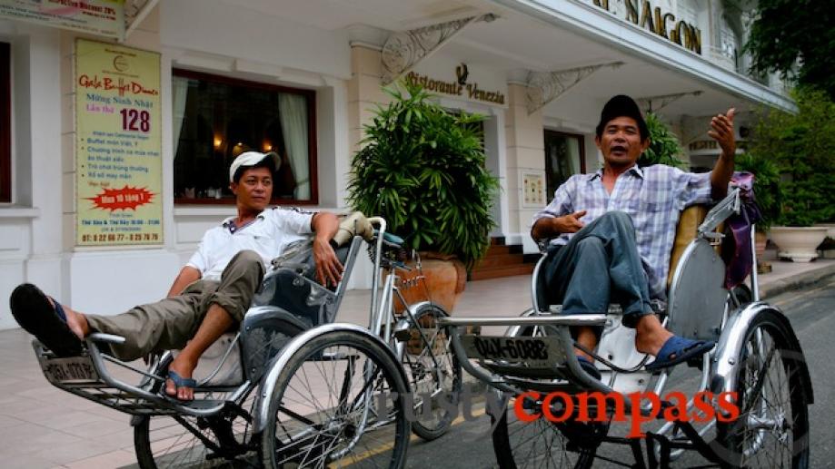 Cyclo drivers - not quite extinct yet in the new...