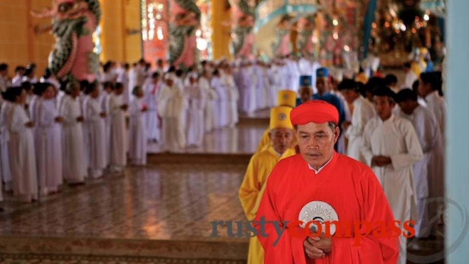 A visit to the Cao Dai Temple can be easily...