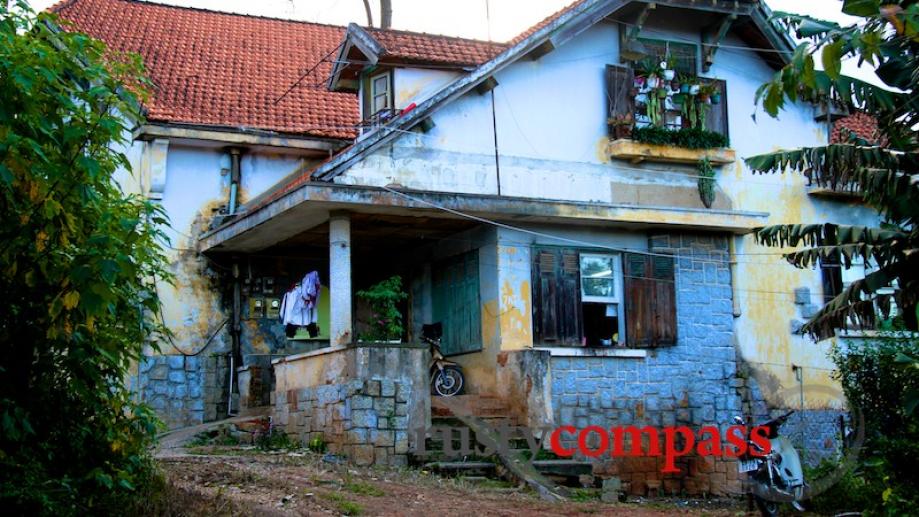 Fading villa, Dalat