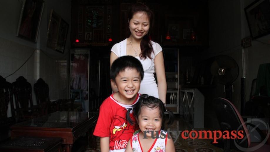 Tra Vinh, Mekong Delta. Chinese family.
