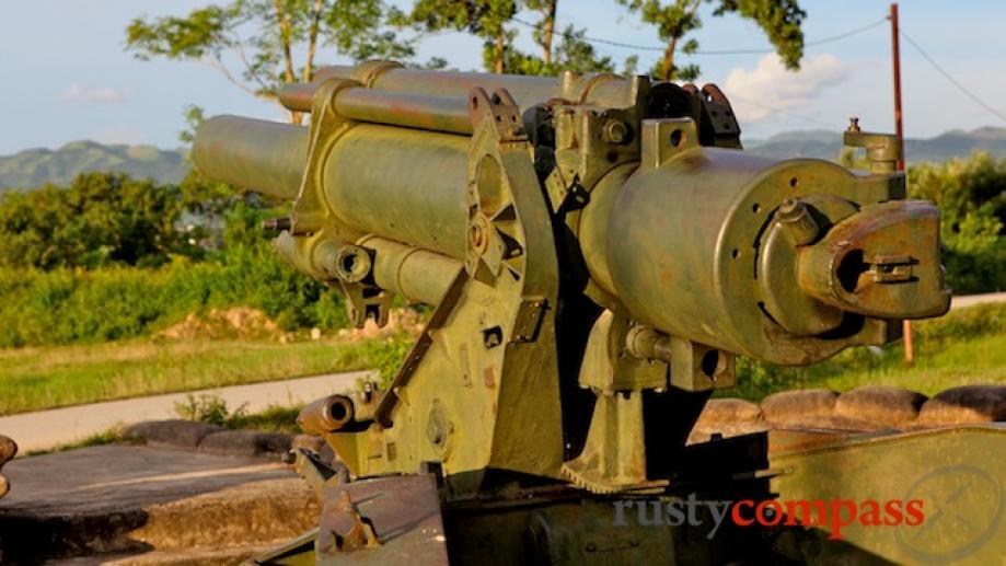 Guns pointing towards the town from 1954