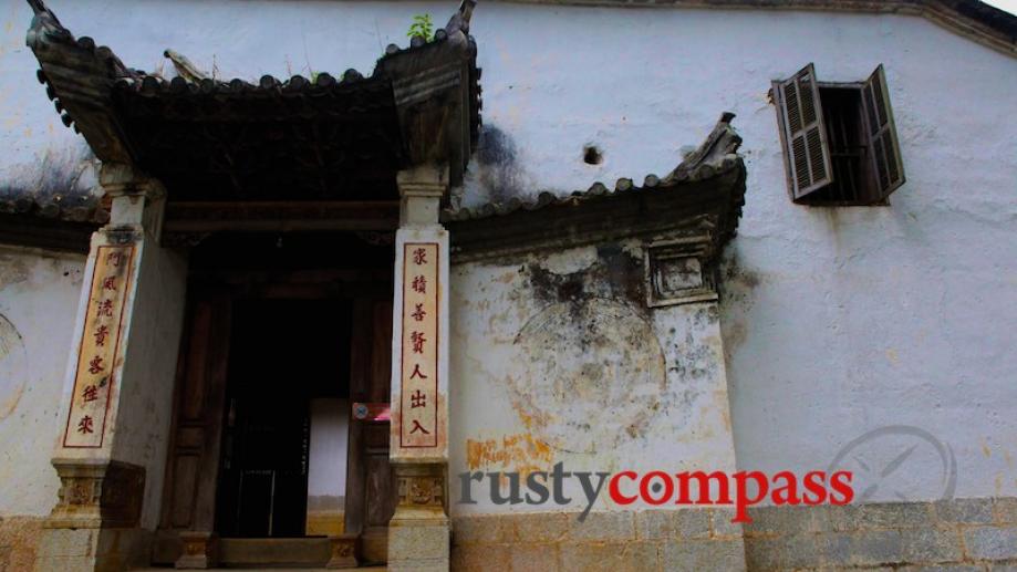 Vuong Palace - the French built early twentieth century palace...