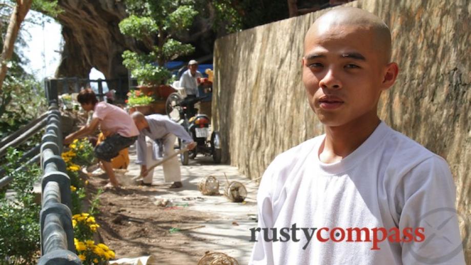 Preparing the garden for Tet at Thach Dong cave pagoda....