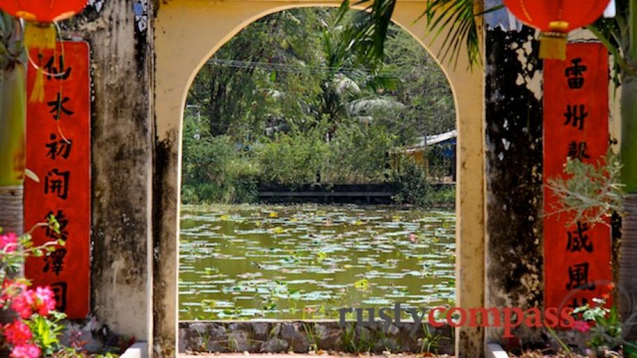 Mac Cuu's temple Ha Tien,