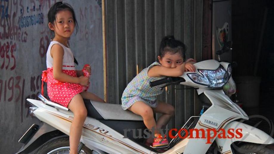 Street market, Du Hang St, Haiphong