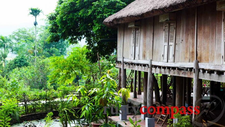 Longhouse homestay, Mai Chau.