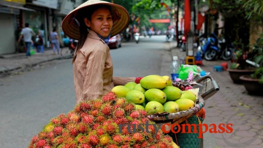 Fruit seller, Old Quarter, Hanoi