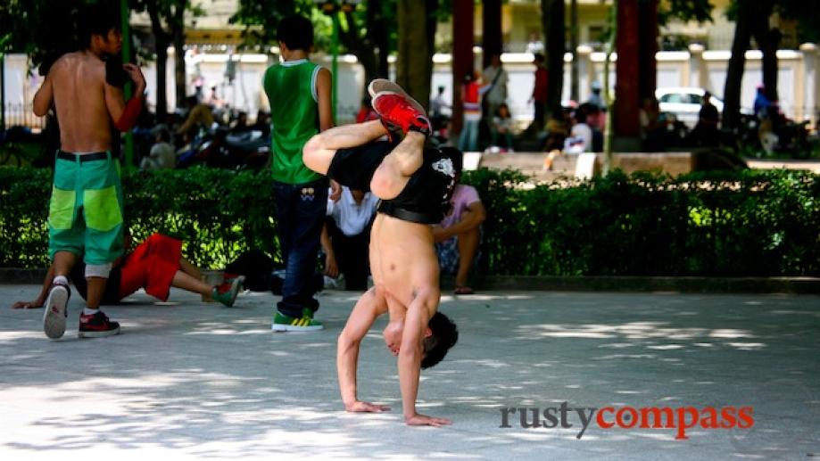 Breakdancing in Lenin Park , Hanoi