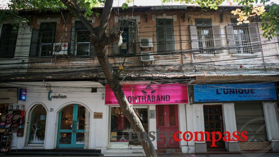 Boutiques around St Joseph's Cathedral.