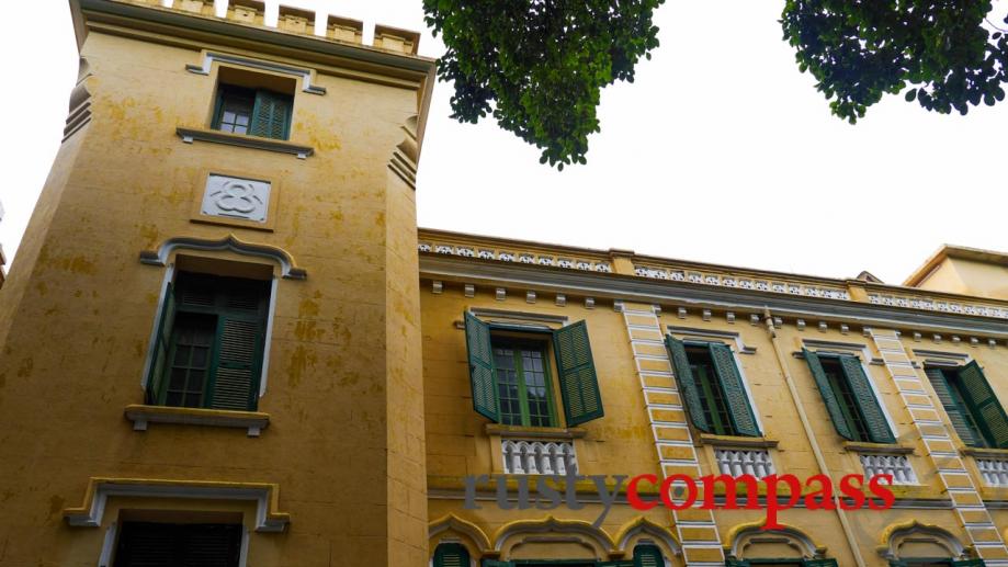 Distinctive building, Phan Dinh Phung St, Hanoi