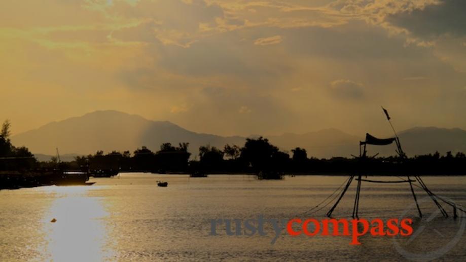 Crossing the Thu Bon River from Cam Kim Island back...