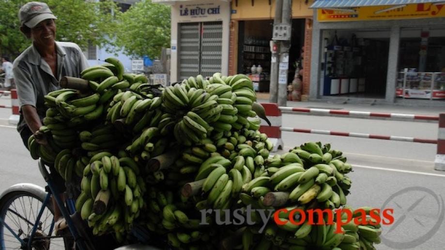 Bananas to market, Hue.