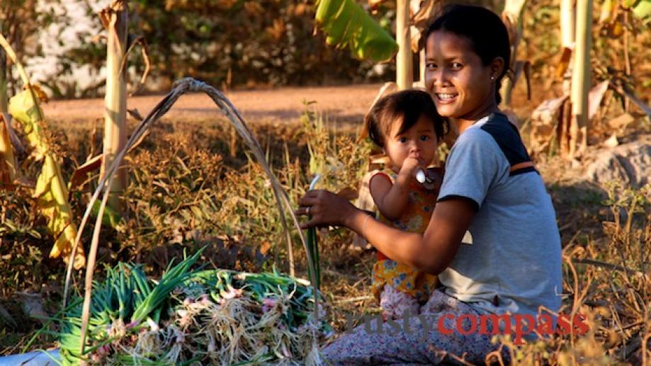 Country cycling around Kampot