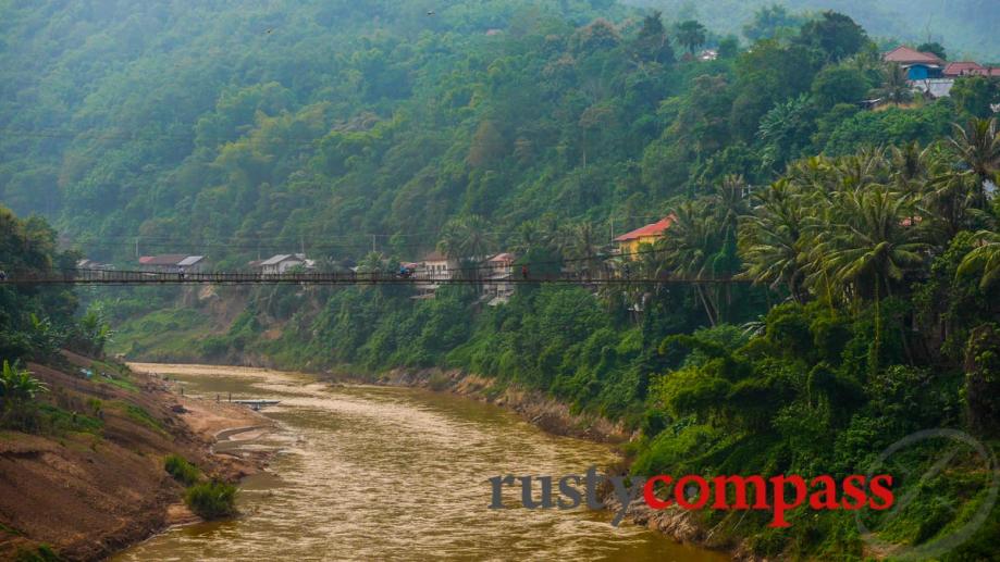 Muang Khua, Laos