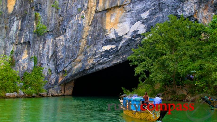 Entering Phong Nha Cave