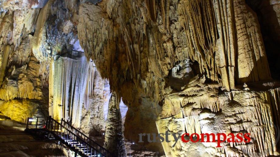 Paradise Cave, Phong Nha, Ke Bang
