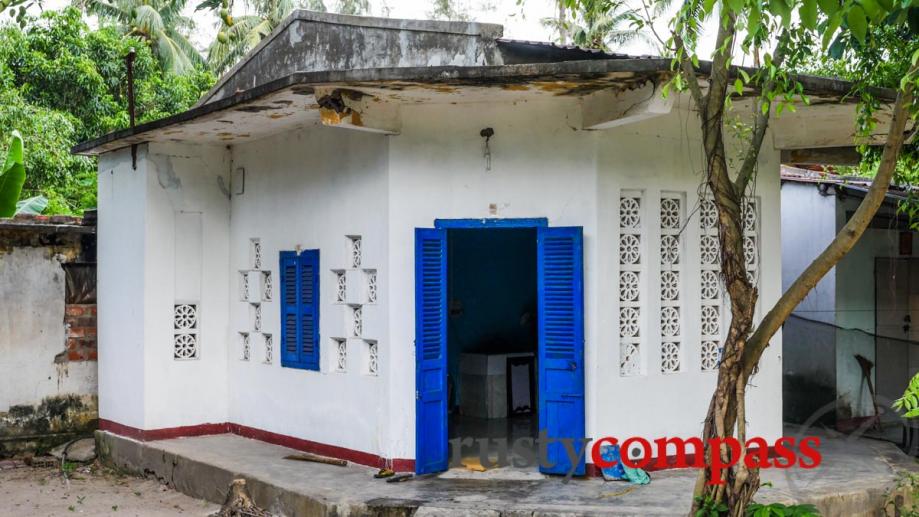 Cute colourful cottages - Quy Hoa, Quy Nhon.