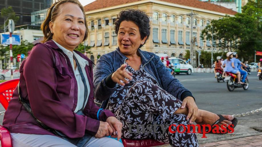 Friendly faces - Saigon river walk