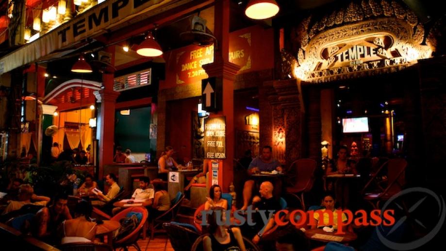 Pub Street by night, Siem Reap - Temple Club